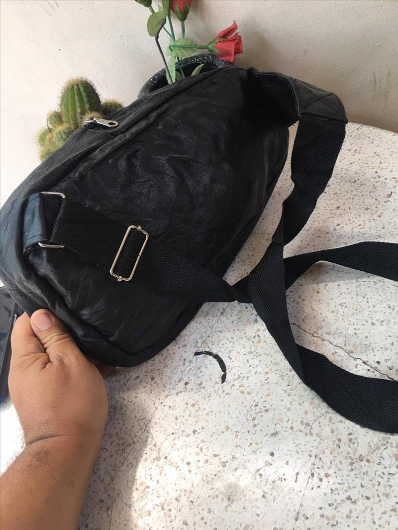 กระเป๋าคาดอก หนังวัวแท้ มือ1